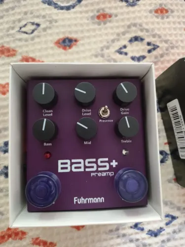 Pedal Baixo Fuhrmann Bass Plus Preamp