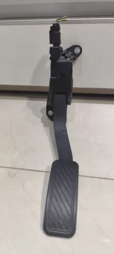 Pedal do Acelerador do Ford Ka+ 1.5 Ano 2015
