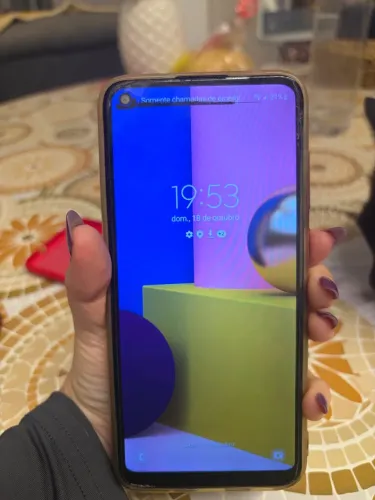 Samsung Galaxy A11 Vermelho - 64 GB