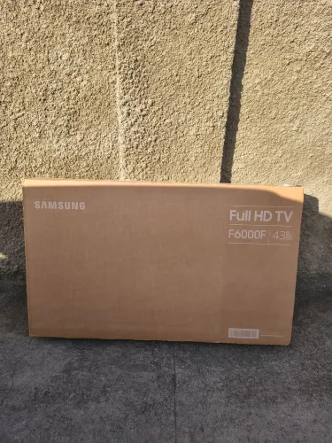 Smart Tv Samsung 43 Polegadas | Lacrada | Com nota fiscal | Garantia de 1 ano