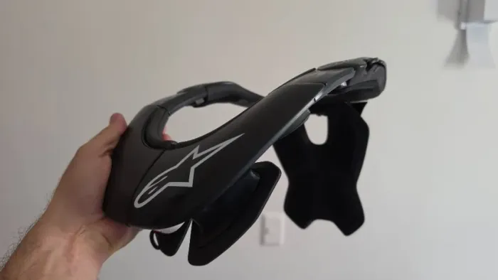 PROTETOR DE PESCOÇO E CERVICAL PARA KART ALPINESTARS