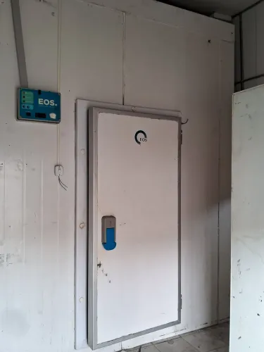 Câmara fria grande EOS. Frigelar para resfriados - 25m³