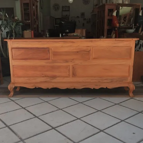 Cômoda De Peroba Rosa Com 5 Gavetas