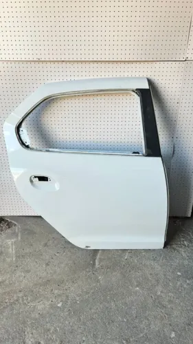 PORTA TRASEIRA DIREITA LOGAN 14/ 