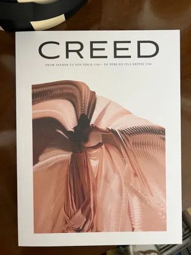 Revista Nova Creed Parfums nova em inglês