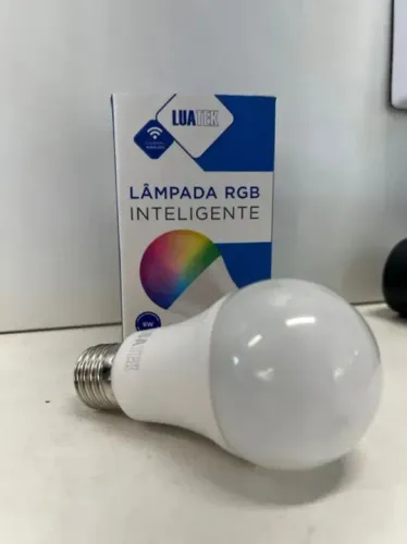 Lâmpada inteligente (controla pela Alexa)