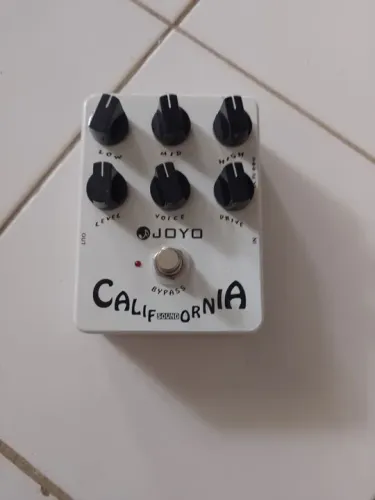 Pedal joyo simulador de ampli Califórnia para guitarra 