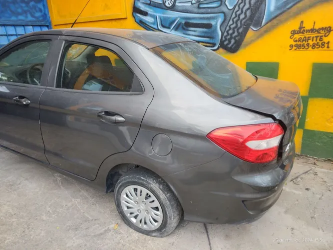 sucata Ford Ka sedan 20