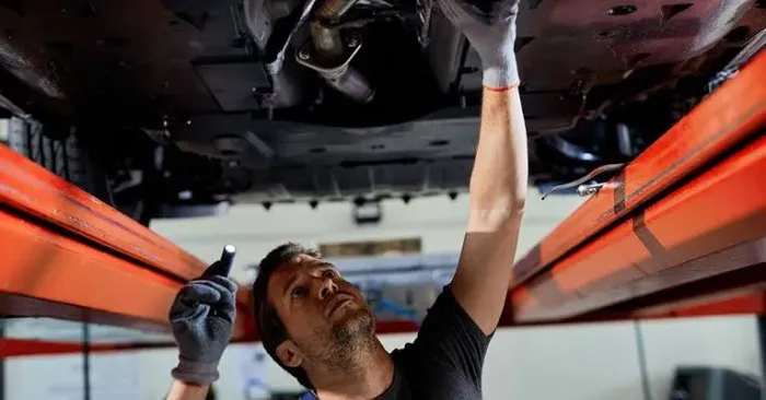 Vaga: Eletricista Automotivo c/ Experiência