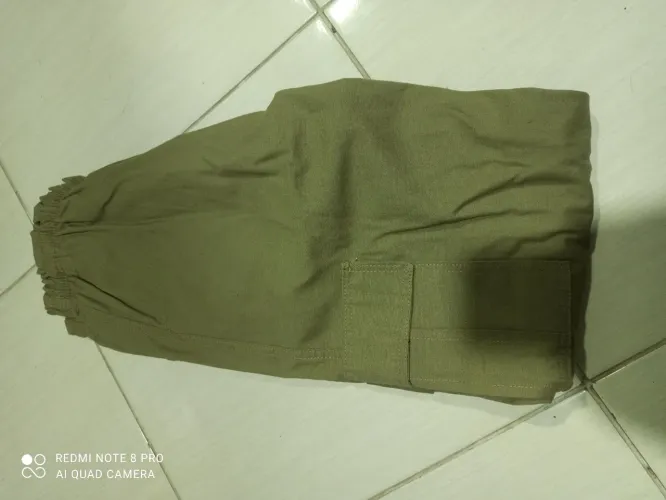 2 calças cargo tamanho GG 44 com bolsos laterais