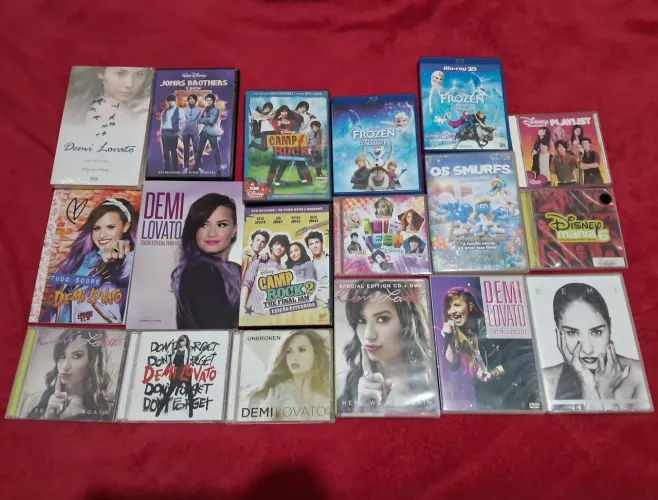 Coleção lote Demi Lovato Camp Rock Cds e Dvds