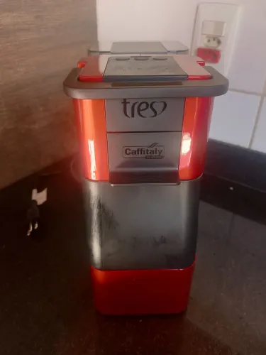 Cafeteira Pop Plus 3 Corações