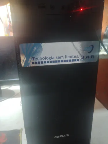 CPU 4 GB de memória HD 320 processador Celeron