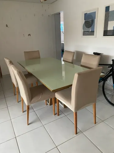 Mesa de jantar 6 lugares 