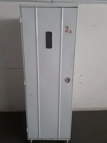 ARMÁRIO PARA  CRESCIMENTO