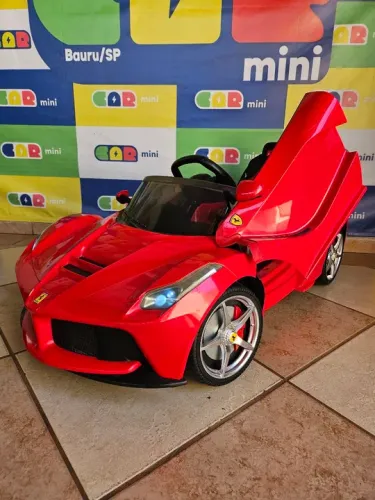 Ferrari La Ferrari - carro elétrico infantil 12v