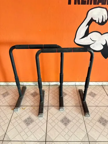 VENDE-se matérias de treinamento