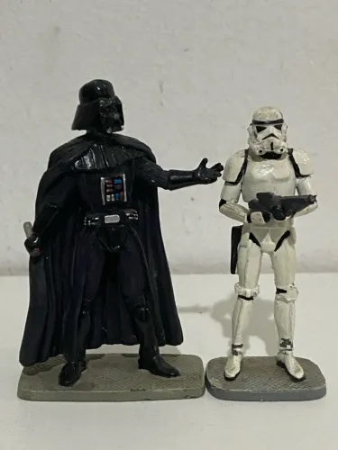 Action Figures Star Wars Darth Vader e Stormtrooper