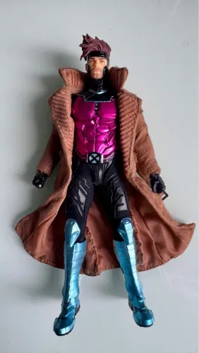 Mezco One12. Gambit ( Leia o anúncio )