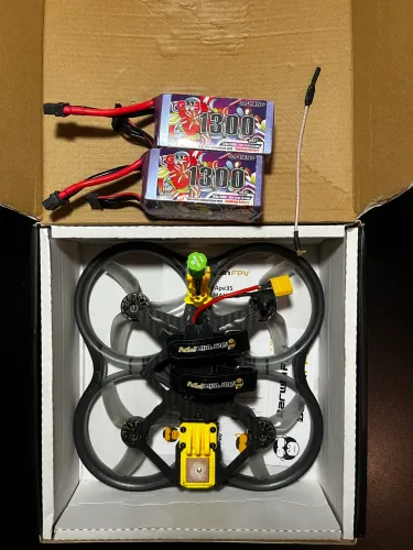 Darwin fpv cineape 35 6s + baterias + upgrade antena