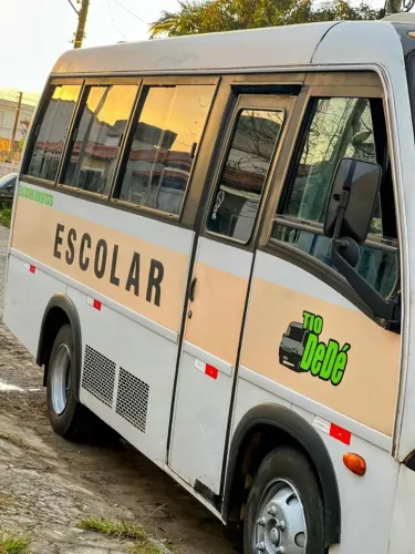 Volare  2005 v8 porta e freios a ar 