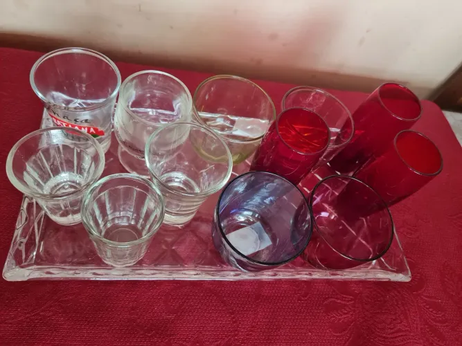 Conjunto de copos para aperitivos decorativos variados