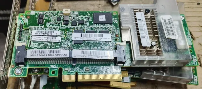 Controladora Hp P440 4g cache SAS 12GB G9
