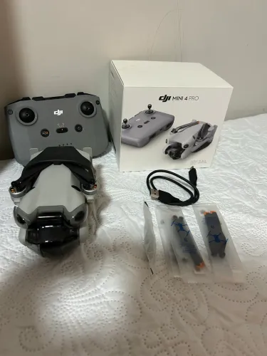 Drone Dji mine 4 pro usado estado de novo , nunca teve quedas zerado 