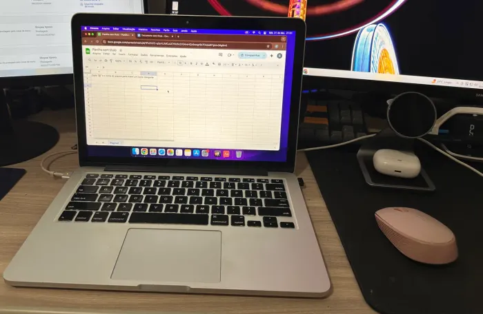Macbook PRO 2015  (( I5 2,7GHz 16Gb Ram ))