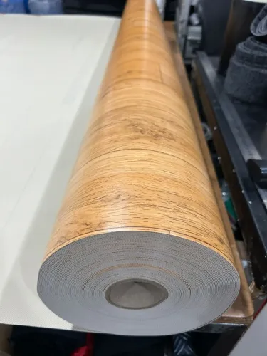 Piso Vinilico em manta Alto Tráfego1.2 mm comercial
