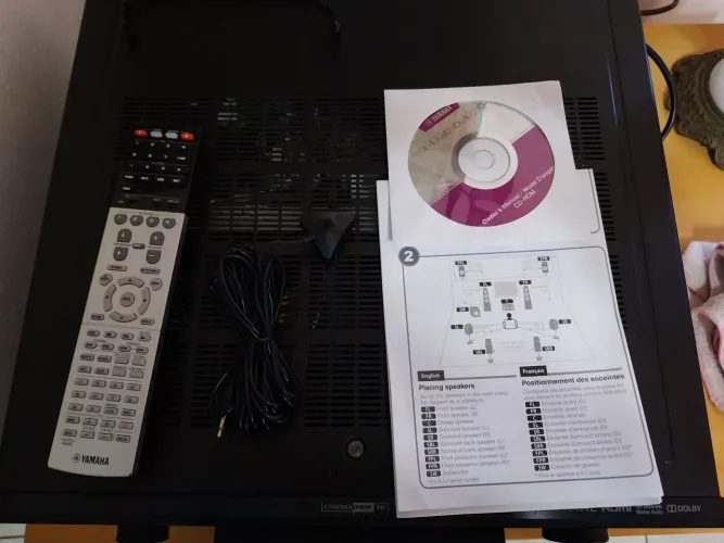 Receiver Yamaha RX-A 2040 Aventage. 