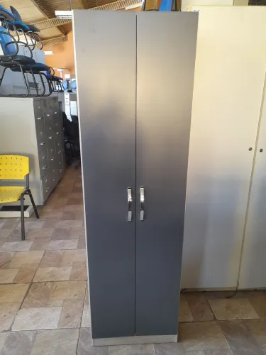 Armário multiuso 2 portas - Novo