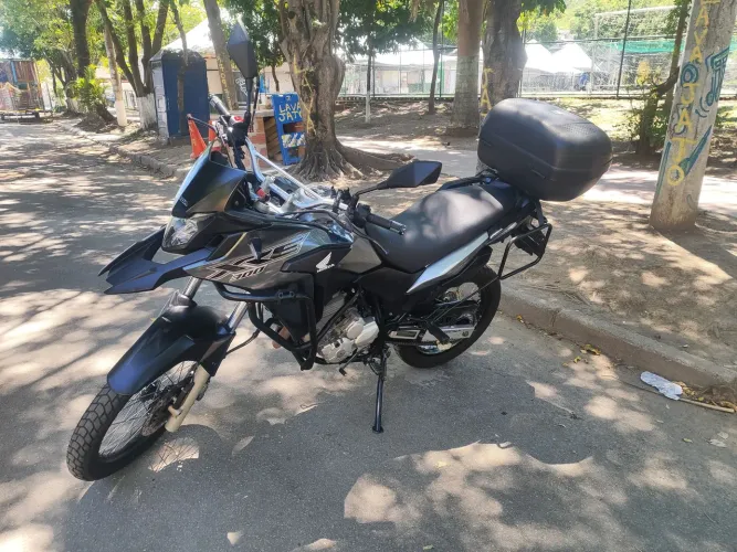 Vendo XRE 300 ano 2019