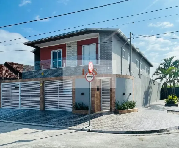 Casa de Condomínio em Maracanã - Praia Grande