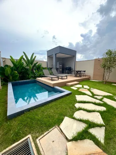 Casa em condomínio no Santa Cruz 2