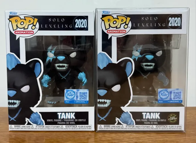 Dupla funkos Solo leveling Tank comum e Chase exclusivos 