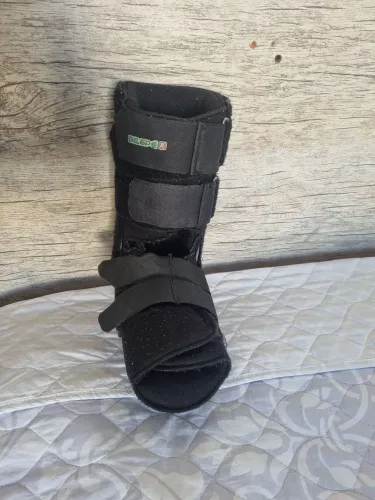 Bota ortopédica dilepé