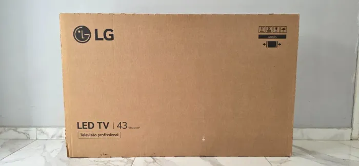 Smart TV LG 43 4K LED UHD Smart Pro 43 TU801C0SA