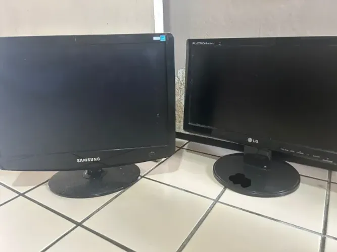 Monitores 14" com problemas