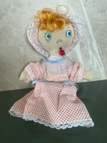 Boneca de pano antiga 
