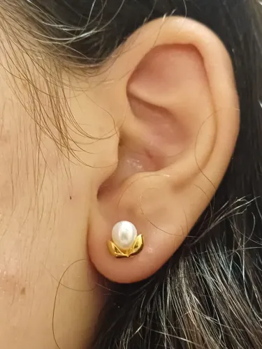 Brinco em ouro 18k e pérolas naturais Dryzun