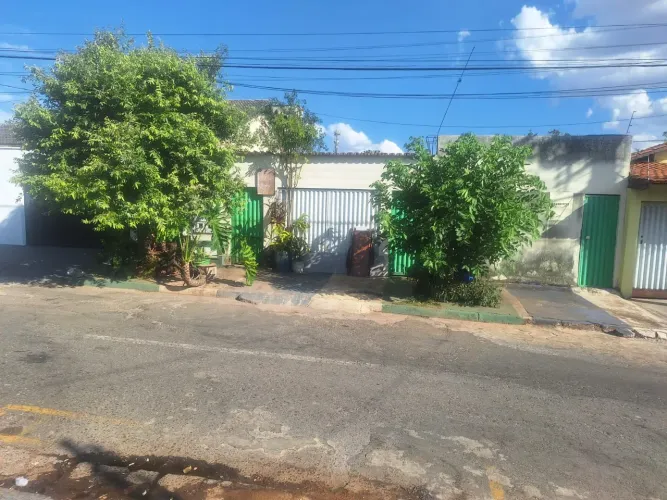 Lote 432,00m² (Quadra da T-63) Jardim America
