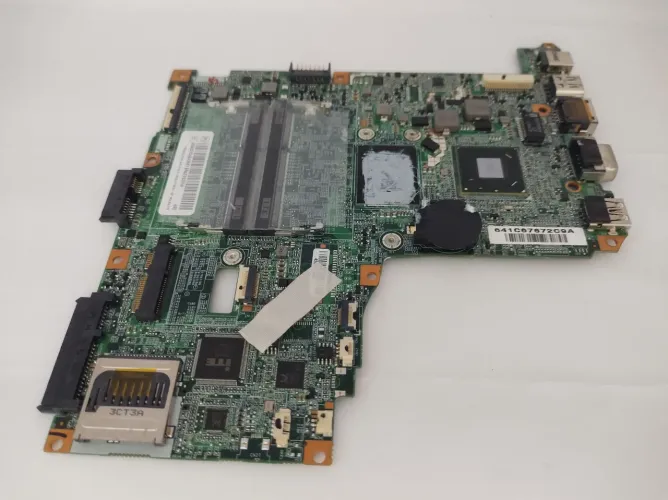 Placa Mãe Notebook Lenovo  com defeito 