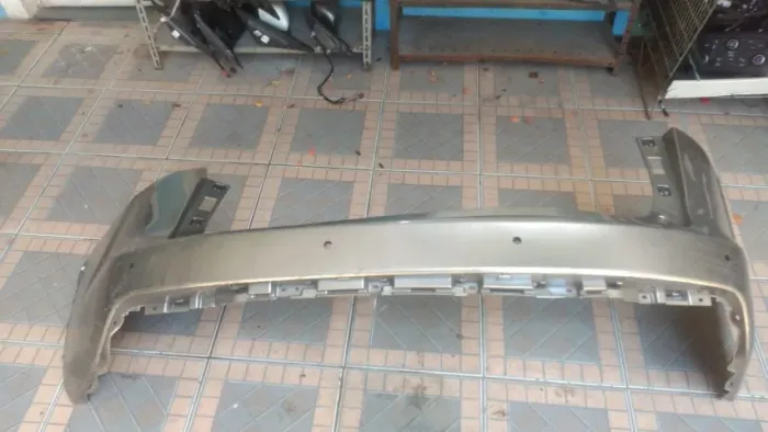 PARA-CHOQUE TRASEIRO LEXUS NX 14/21