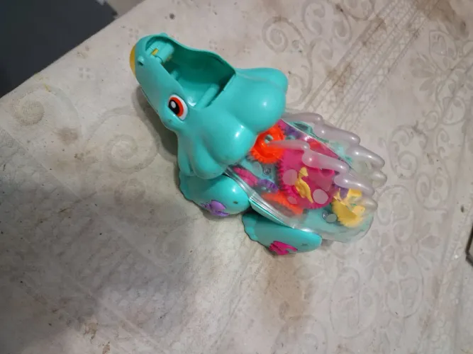 Brinquedo Infantil com Engrenagens Coloridas