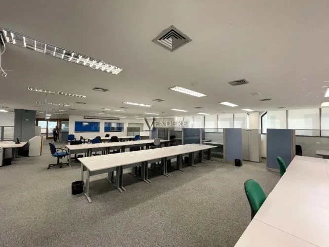 Andar Comercial para Locação 750m² Vila da Serra