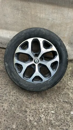 RODAS DA CAPTUR 215/60 ARO 17COM PNEUS ZERADOS