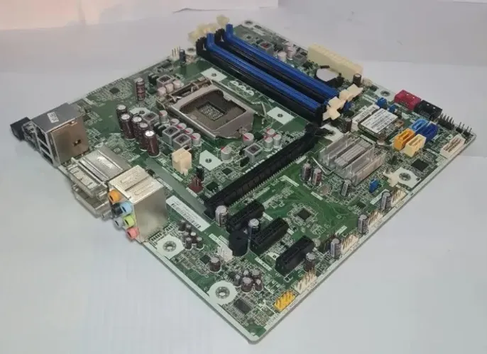 Placa Mãe Hp Ipisb-ch2 Lga 1155 Ddr3 (Usado) - com Wi-fi