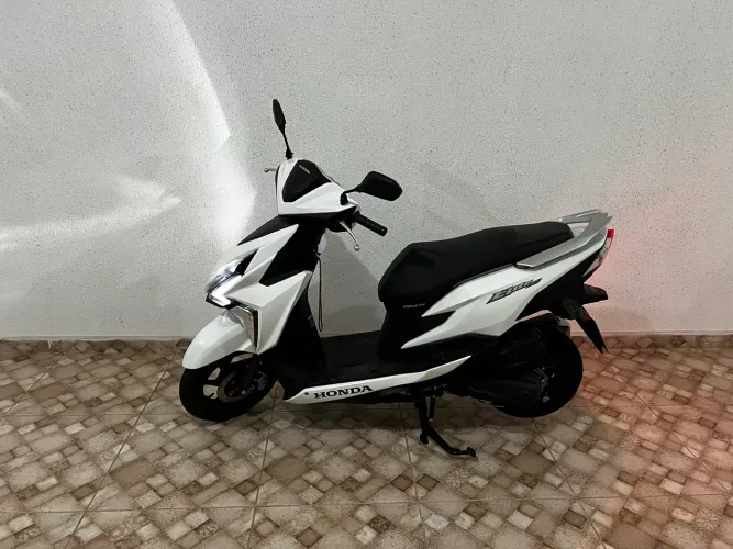 Honda Elite