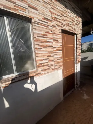 kitnet san martin 1 quarto incluso água e luz 600,00
